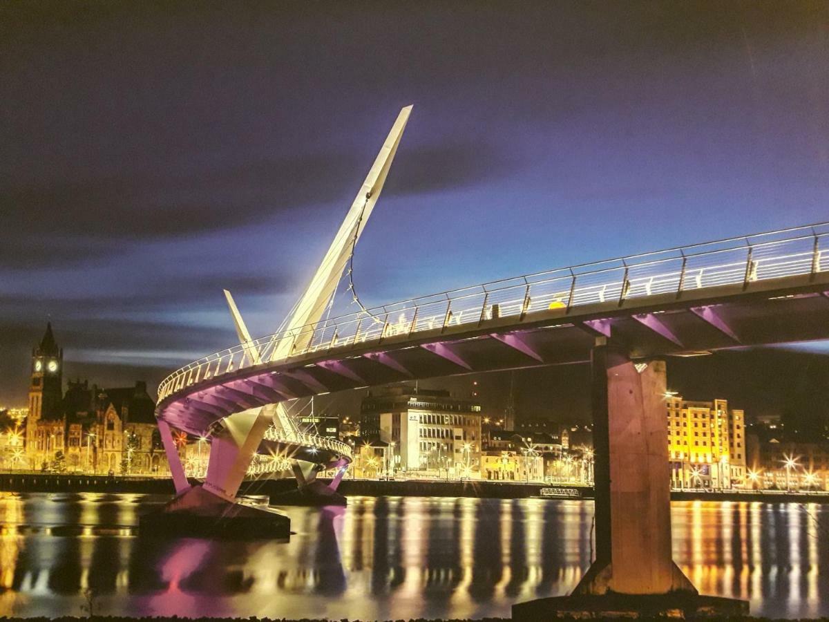 Bridge House Derry City Townhouse Central Free Parking Villa Exterior foto
